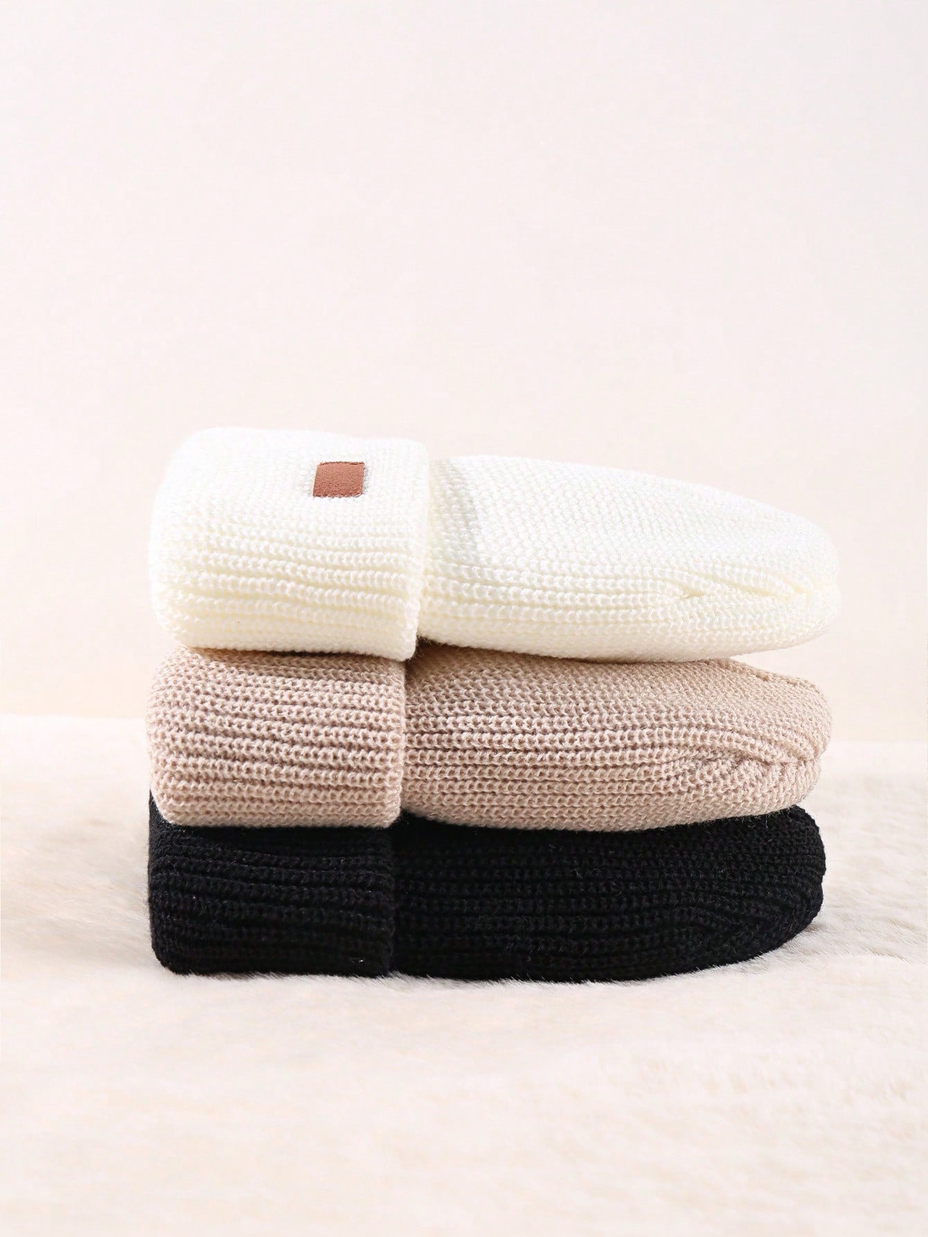 3 Pack Unisex Leather Patch Winter Cap Beanies Knitted Cuff Hats Caps Roll-up Edge Beanie Hats for Men Outdoors