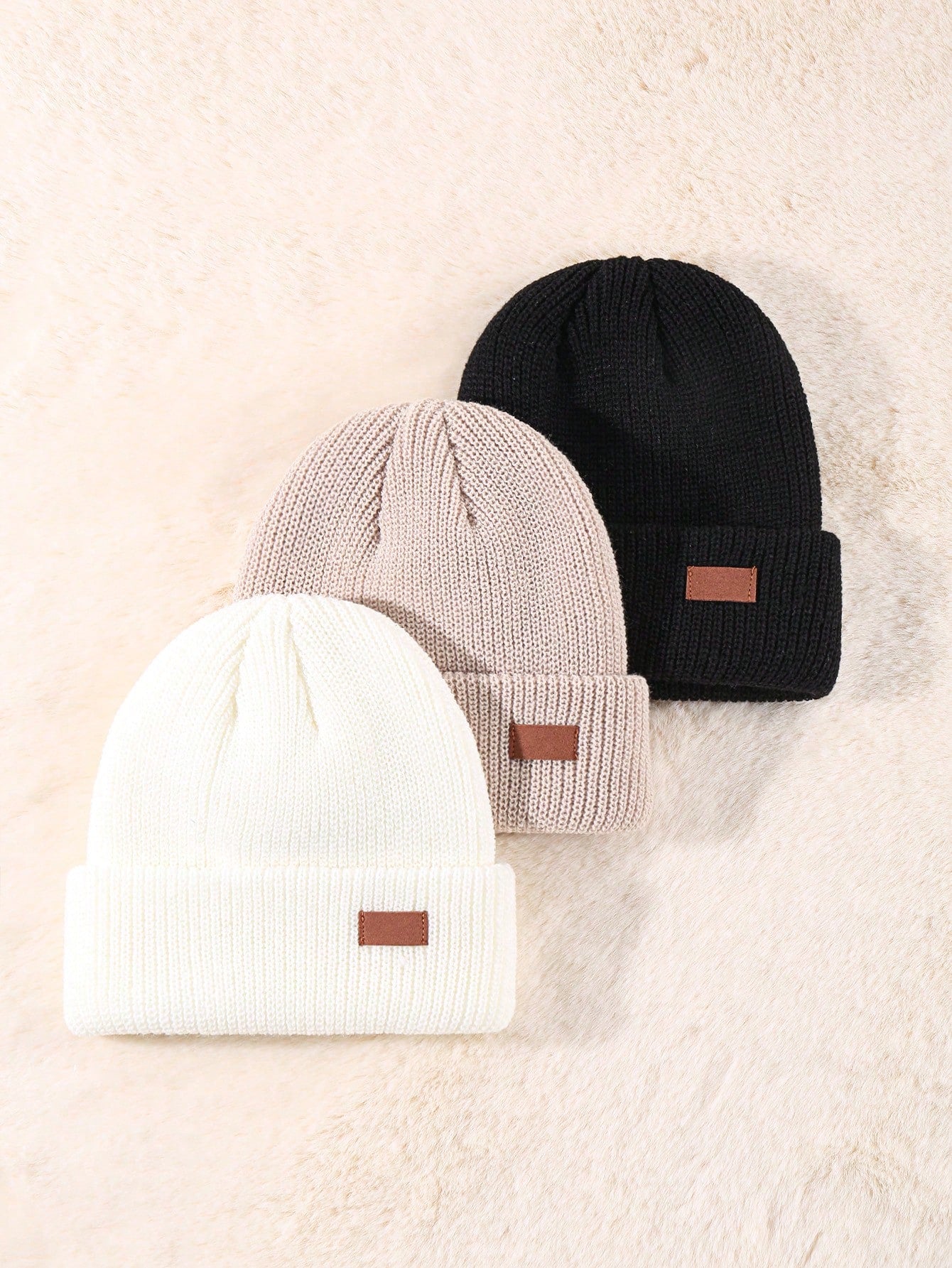 3 Pack Unisex Leather Patch Winter Cap Beanies Knitted Cuff Hats Caps Roll-up Edge Beanie Hats for Men Outdoors