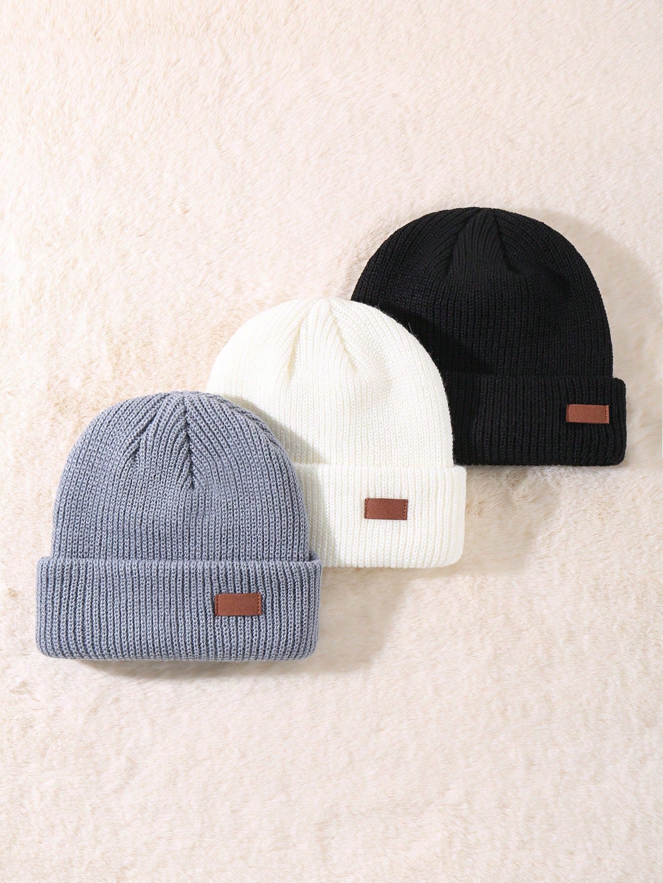 3 Pack Unisex Leather Patch Winter Cap Beanies Knitted Cuff Hats Caps Roll-up Edge Beanie Hats for Men Outdoors